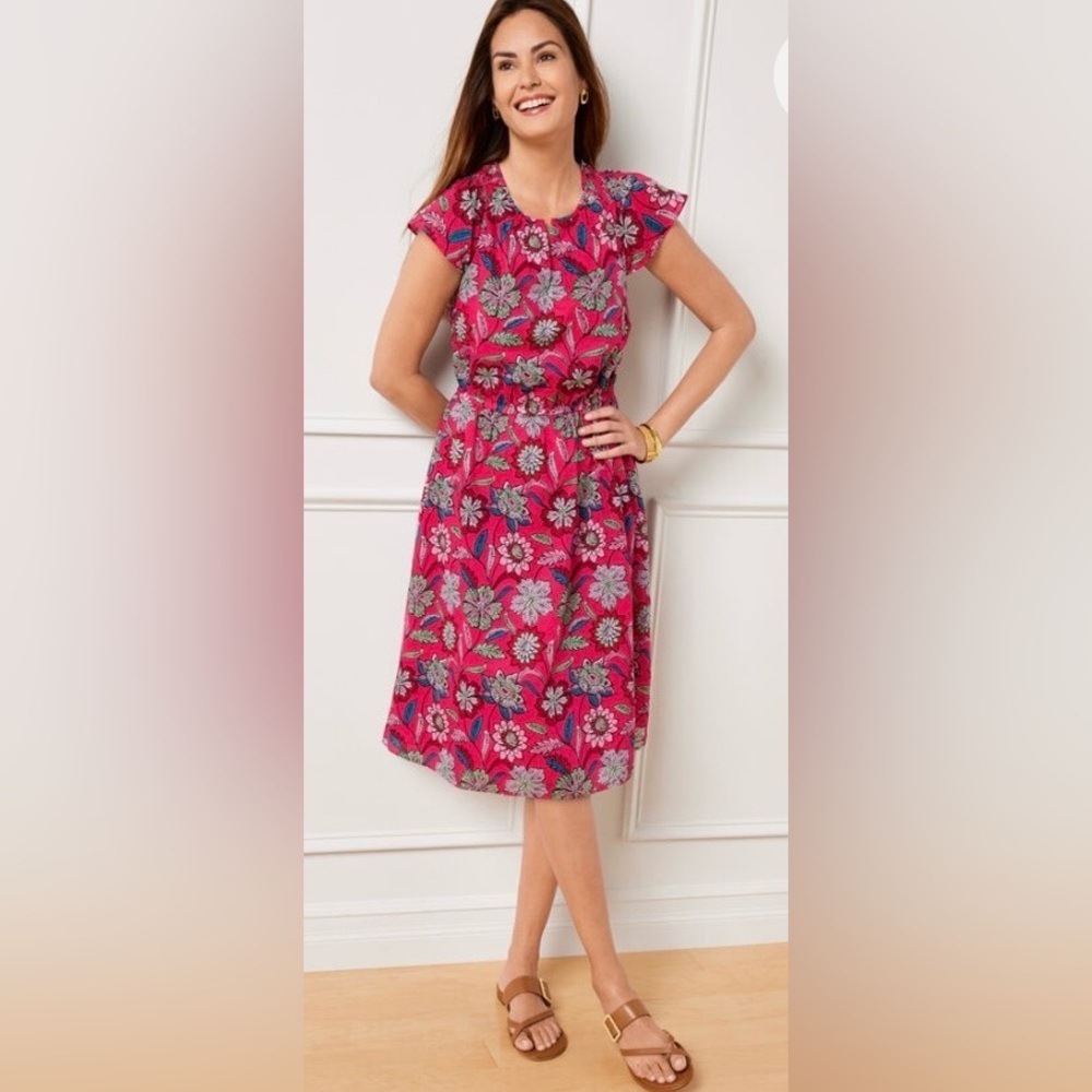 TALBOTS  FLUTTER SLEEVE FIT & FLARE DRESS - BEAUTIFUL BOTANICAL